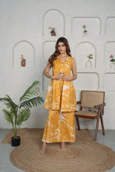 YELLOW JACKET SET OF 2