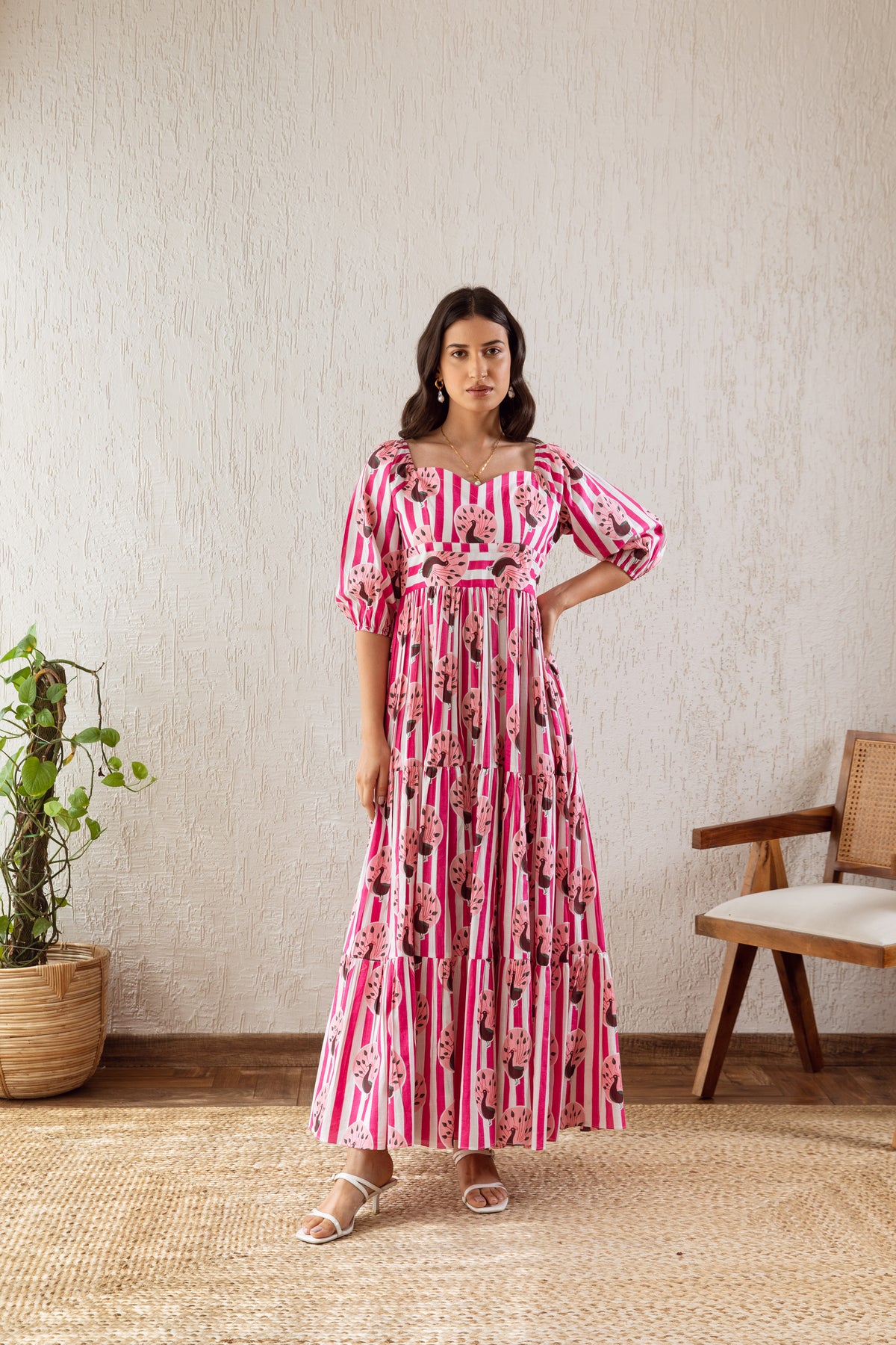 UROOZ PEACOCK PINK TIER MAXI