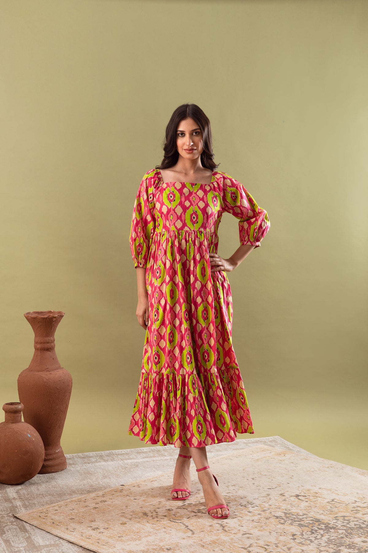 UROOZ PINK ABSTRACT TIER MAXI