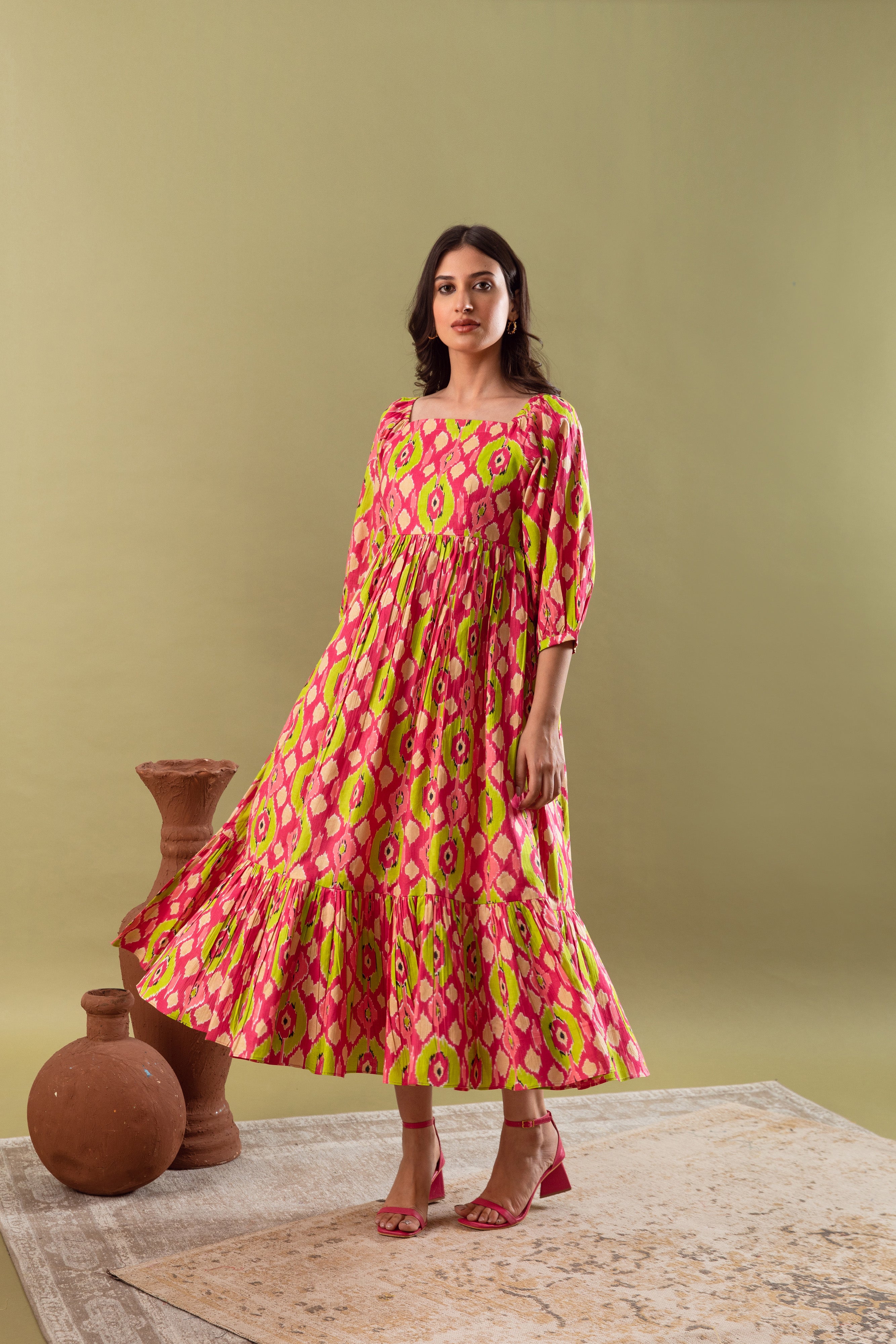 UROOZ PINK ABSTRACT TIER MAXI